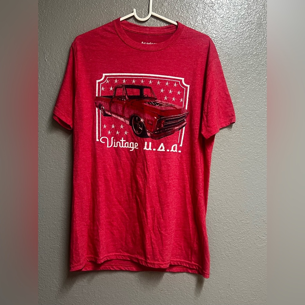 Red Vintage UsA Academy Tshirt, Preowned